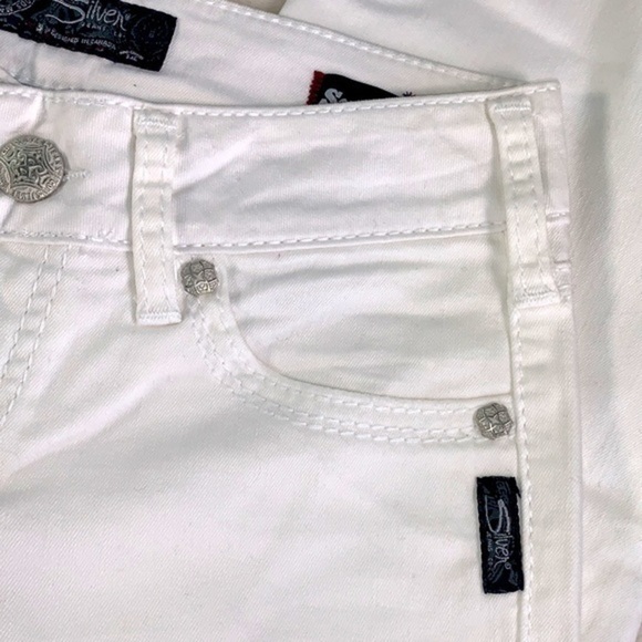 Silver Jeans Suki Mid Flare Super Stretch Embroidered Cropped White Denim - Picture 9 of 13